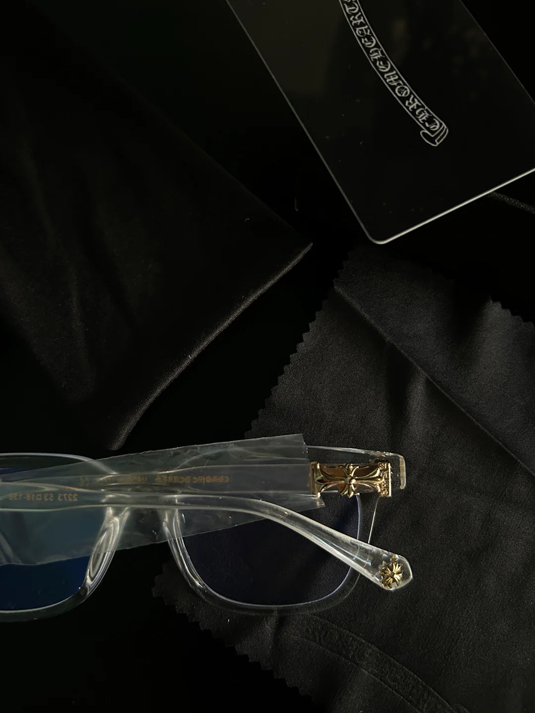 CHROME HEART GLASSES - CLEAR & GOLD BADGES