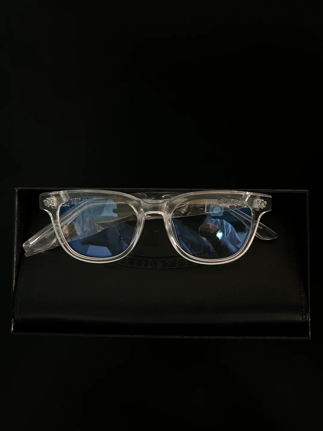 CHROME HEART GLASSES - CLEAR & SILVER BADGES