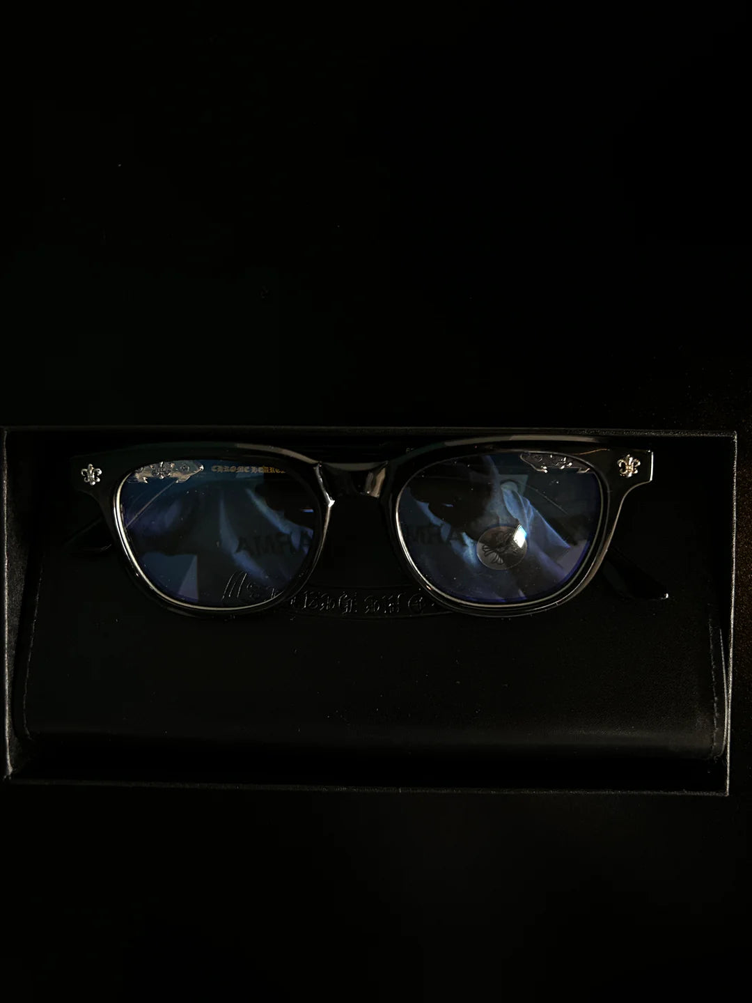 CHROME HEART GLASSES - BLACK & SILVER BADGES